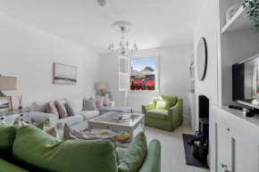 Host & Stay - Iris Cottage
